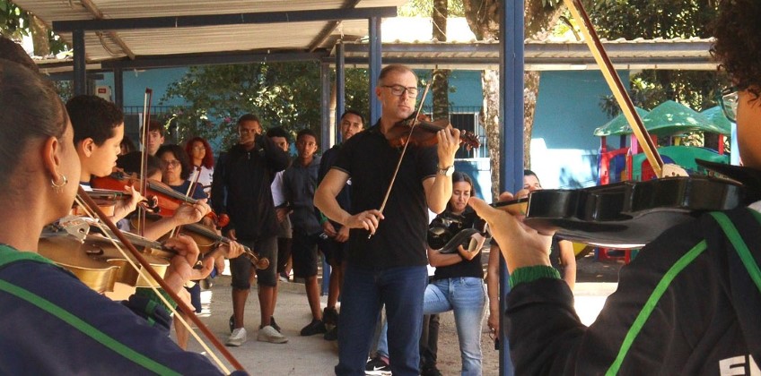 Resende vence prêmio nacional de educação ambiental e recebe R$100 mil de gratificação para escola ganhadora